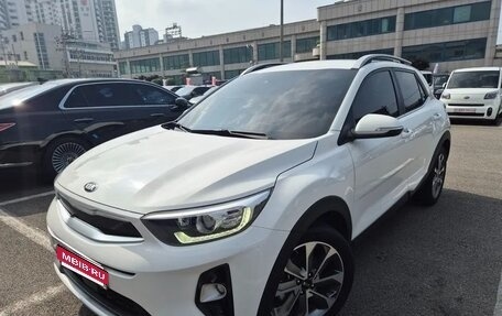 KIA Stonic, 2022 год, 1 400 000 рублей, 1 фотография