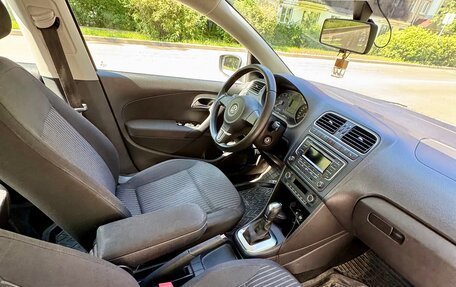 Volkswagen Polo VI (EU Market), 2011 год, 830 000 рублей, 10 фотография