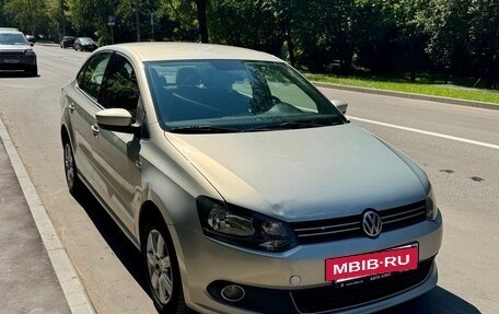 Volkswagen Polo VI (EU Market), 2011 год, 830 000 рублей, 4 фотография