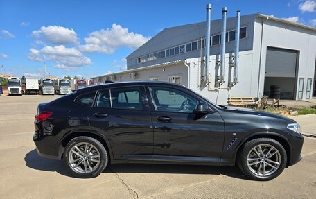 BMW X4, 2019 год, 4 000 000 рублей, 9 фотография