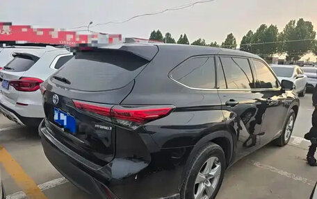 Toyota Highlander, 2025 год, 5 300 000 рублей, 6 фотография