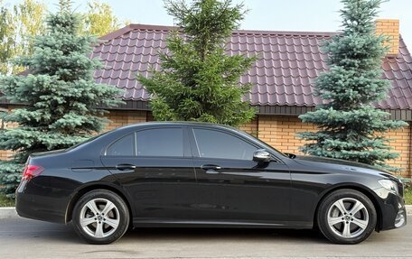 Mercedes-Benz E-Класс, 2018 год, 3 300 000 рублей, 7 фотография