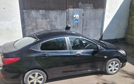 Hyundai Solaris II рестайлинг, 2013 год, 650 000 рублей, 8 фотография