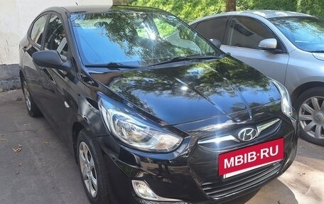 Hyundai Solaris II рестайлинг, 2013 год, 650 000 рублей, 6 фотография