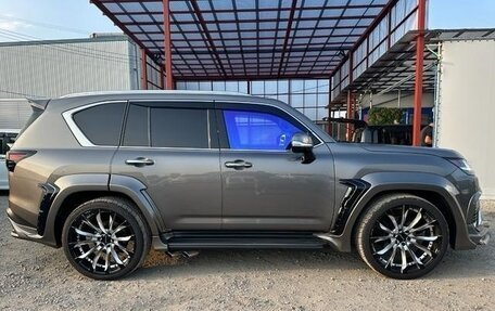 Lexus LX, 2022 год, 11 604 000 рублей, 4 фотография