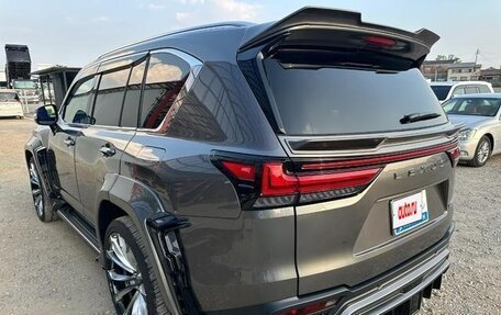 Lexus LX, 2022 год, 11 604 000 рублей, 2 фотография