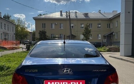 Hyundai Solaris II рестайлинг, 2011 год, 650 000 рублей, 4 фотография