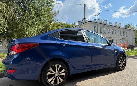 Hyundai Solaris II рестайлинг, 2011 год, 650 000 рублей, 7 фотография