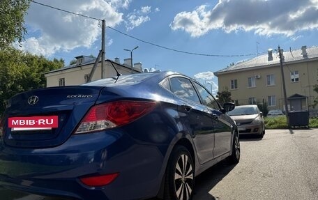 Hyundai Solaris II рестайлинг, 2011 год, 650 000 рублей, 6 фотография