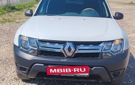 Renault Duster I рестайлинг, 2019 год, 1 200 000 рублей, 2 фотография