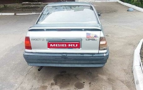 Opel Kadett E рестайлинг, 1986 год, 125 000 рублей, 5 фотография
