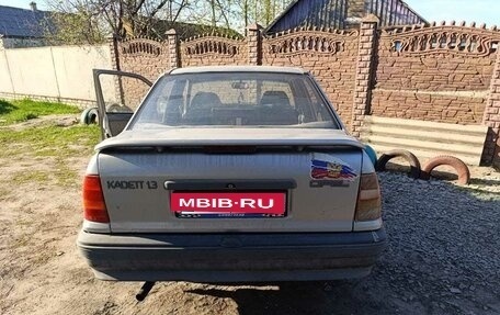 Opel Kadett E рестайлинг, 1986 год, 125 000 рублей, 14 фотография