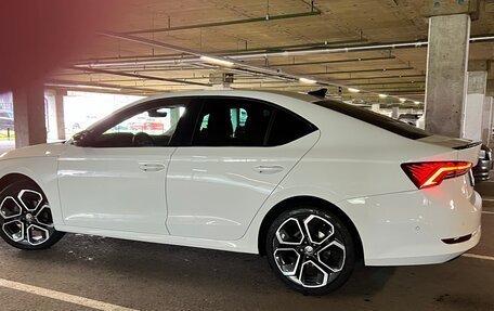 Skoda Octavia IV, 2021 год, 2 600 000 рублей, 2 фотография