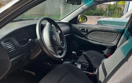 Hyundai Sonata IV рестайлинг, 2005 год, 320 000 рублей, 8 фотография