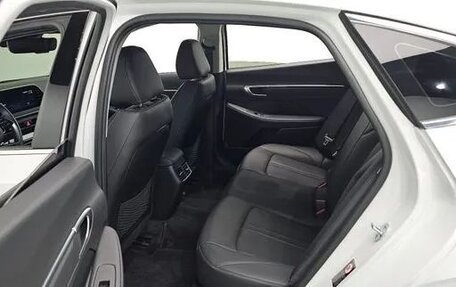 Hyundai Sonata VIII, 2021 год, 2 010 000 рублей, 14 фотография