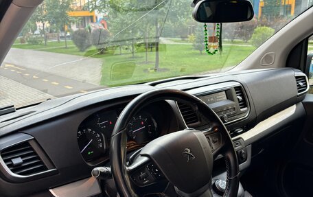 Peugeot Traveller I, 2018 год, 2 600 000 рублей, 12 фотография