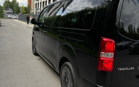 Peugeot Traveller I, 2018 год, 2 600 000 рублей, 7 фотография