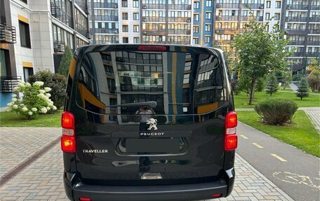 Peugeot Traveller I, 2018 год, 2 600 000 рублей, 11 фотография