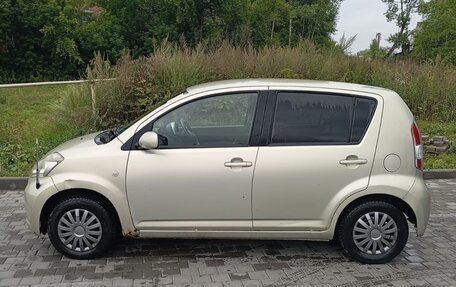 Toyota Passo III, 2004 год, 350 000 рублей, 2 фотография