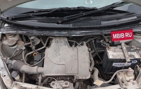 Toyota Passo III, 2004 год, 350 000 рублей, 10 фотография