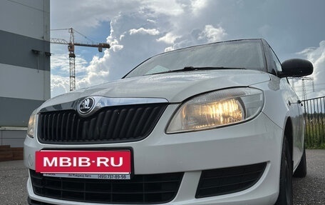 Skoda Fabia II, 2013 год, 850 000 рублей, 3 фотография