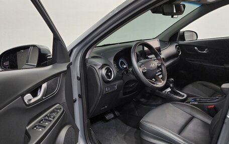 Hyundai Kona I, 2022 год, 1 977 080 рублей, 4 фотография