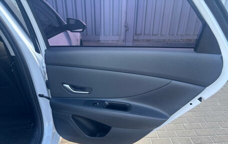 Hyundai Elantra, 2021 год, 1 850 000 рублей, 18 фотография