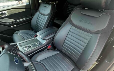 Ford Explorer VI, 2022 год, 4 015 000 рублей, 9 фотография