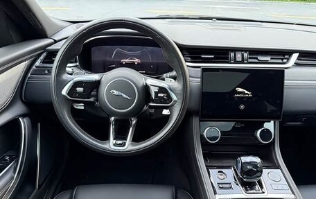 Jaguar XF II, 2022 год, 2 700 202 рублей, 9 фотография