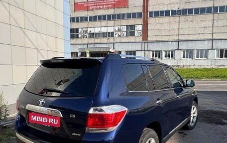 Toyota Highlander III, 2011 год, 1 600 000 рублей, 4 фотография