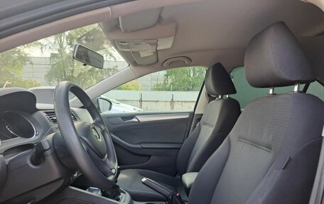 Volkswagen Jetta VI, 2015 год, 979 000 рублей, 16 фотография