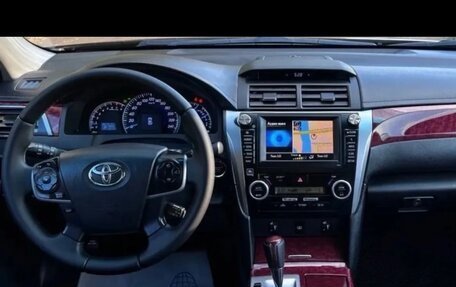 Toyota Camry, 2012 год, 1 800 000 рублей, 5 фотография