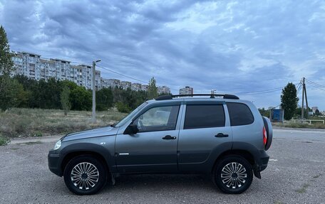 Chevrolet Niva I рестайлинг, 2011 год, 470 000 рублей, 6 фотография