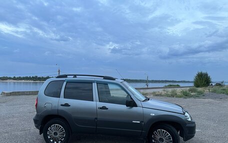Chevrolet Niva I рестайлинг, 2011 год, 470 000 рублей, 9 фотография