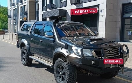 Toyota Hilux VII, 2011 год, 3 575 000 рублей, 2 фотография