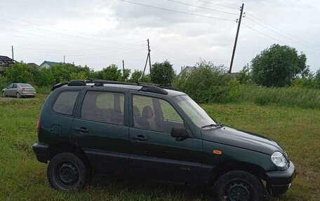 Chevrolet Niva I рестайлинг, 2004 год, 195 000 рублей, 5 фотография