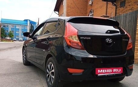 Hyundai Solaris II рестайлинг, 2012 год, 870 000 рублей, 8 фотография
