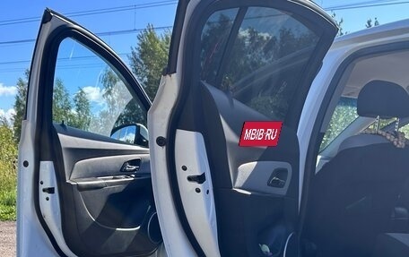 Chevrolet Cruze II, 2012 год, 700 000 рублей, 4 фотография