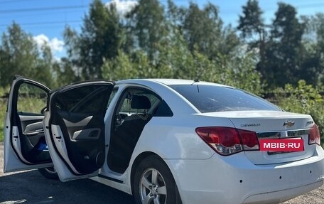 Chevrolet Cruze II, 2012 год, 700 000 рублей, 9 фотография