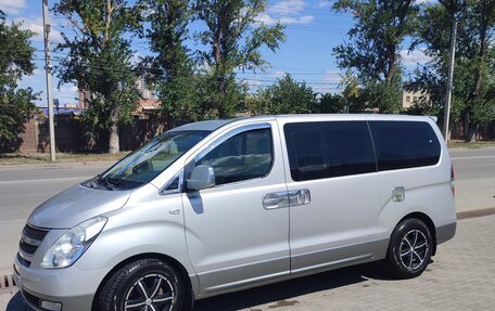 Hyundai Grand Starex Grand Starex I рестайлинг 2, 2010 год, 1 350 000 рублей, 5 фотография