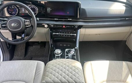 KIA Carnival, 2021 год, 2 770 000 рублей, 17 фотография