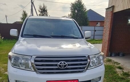 Toyota Land Cruiser 200, 2011 год, 2 650 000 рублей, 8 фотография