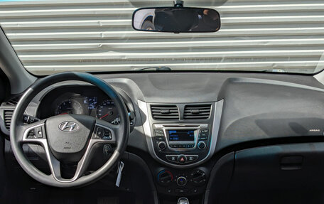 Hyundai Solaris II рестайлинг, 2016 год, 1 260 000 рублей, 18 фотография