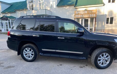 Toyota Land Cruiser 200, 2016 год, 5 500 000 рублей, 3 фотография