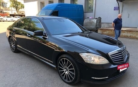 Mercedes-Benz S-Класс, 2012 год, 1 600 000 рублей, 2 фотография