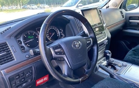 Toyota Land Cruiser 200, 2016 год, 5 500 000 рублей, 8 фотография