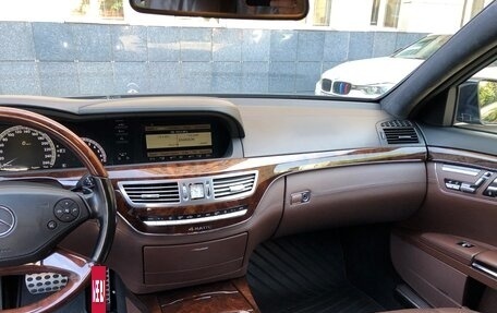 Mercedes-Benz S-Класс, 2012 год, 1 600 000 рублей, 30 фотография