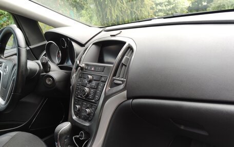 Opel Astra J, 2011 год, 775 000 рублей, 14 фотография