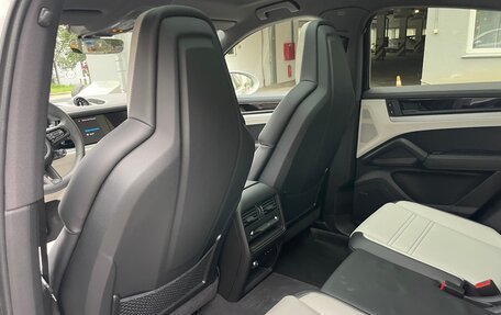 Porsche Cayenne III, 2025 год, 17 000 000 рублей, 10 фотография