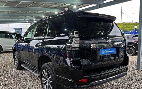 Toyota Land Cruiser Prado 150 рестайлинг 2, 2021 год, 6 600 000 рублей, 3 фотография